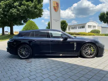 Panamera 4 E-Hybrid Sport Turismo Platinum Ed. |