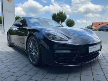 Panamera 4 E-Hybrid Sport Turismo Platinum Ed. |