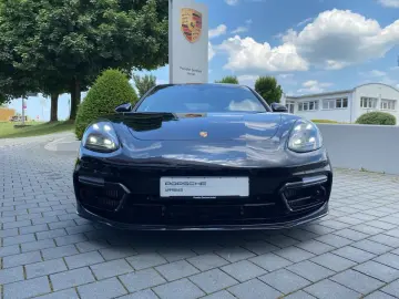 Panamera 4 E-Hybrid Sport Turismo Platinum Ed. |