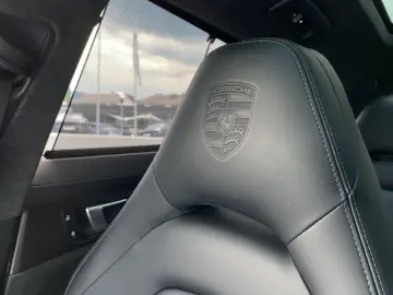 Panamera 4 E-Hybrid Sport Turismo Platinum Ed. |