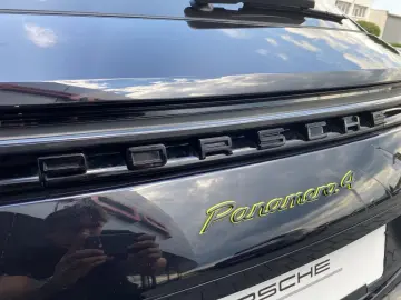 Panamera 4 E-Hybrid Sport Turismo Platinum Ed. |