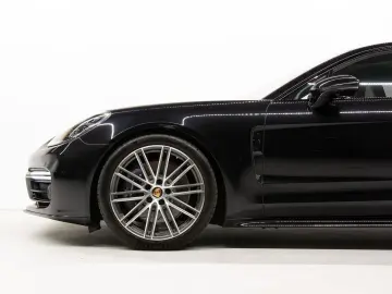 Panamera 4 E-Hybrid Platinum Edition