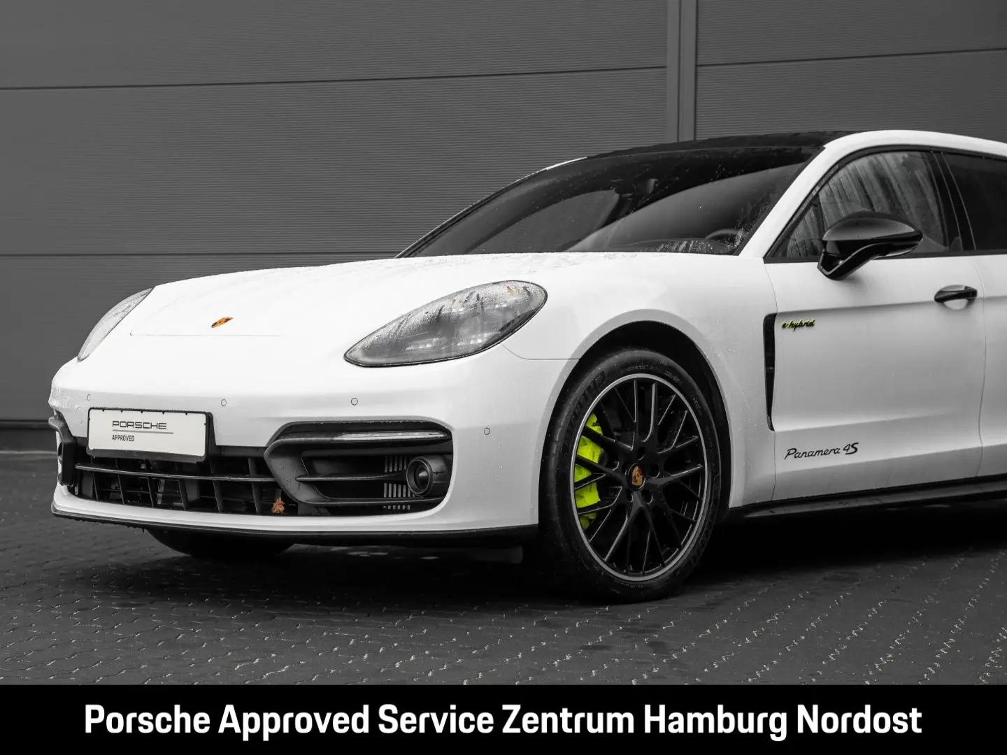 Panamera 4S E-Hybrid Sport Turismo Sportabgasan.