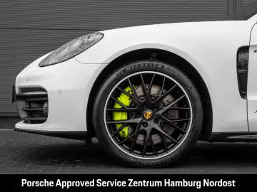 Panamera 4S E-Hybrid Sport Turismo Sportabgasan.