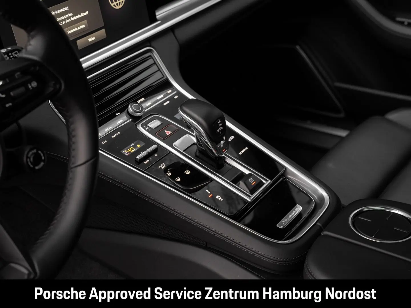 Panamera 4S E-Hybrid Sport Turismo Sportabgasan.