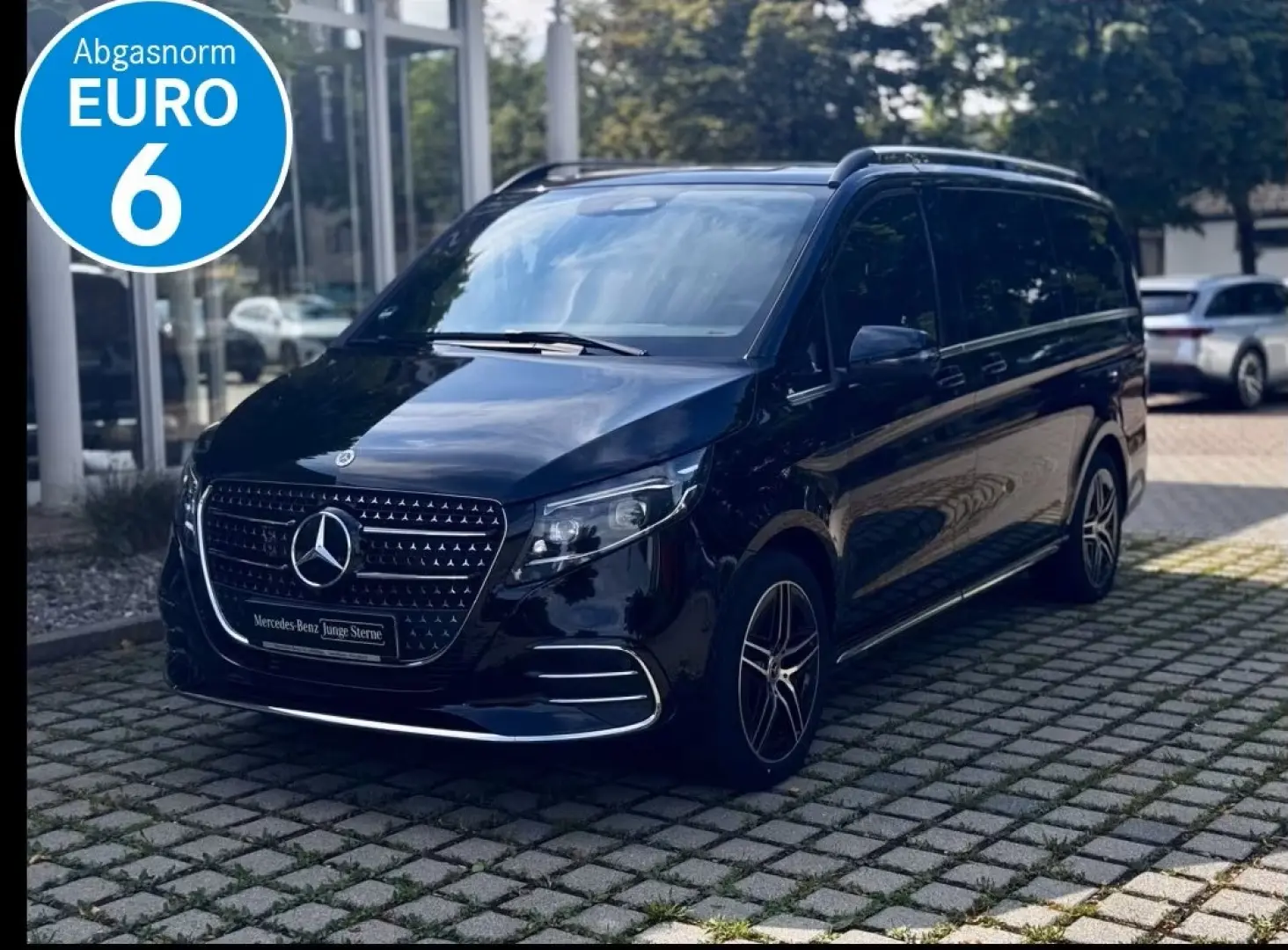 Mercedes-Benz V 300d AMG/ 8 Locuri/ Dispo din 12 Oct