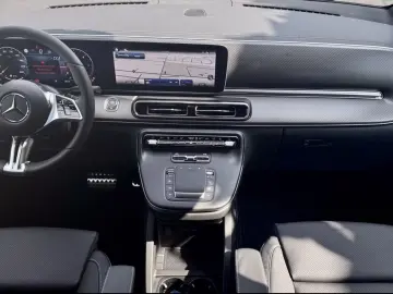 Mercedes-Benz V 300d AMG/ 8 Locuri/ Dispo din 12 Oct