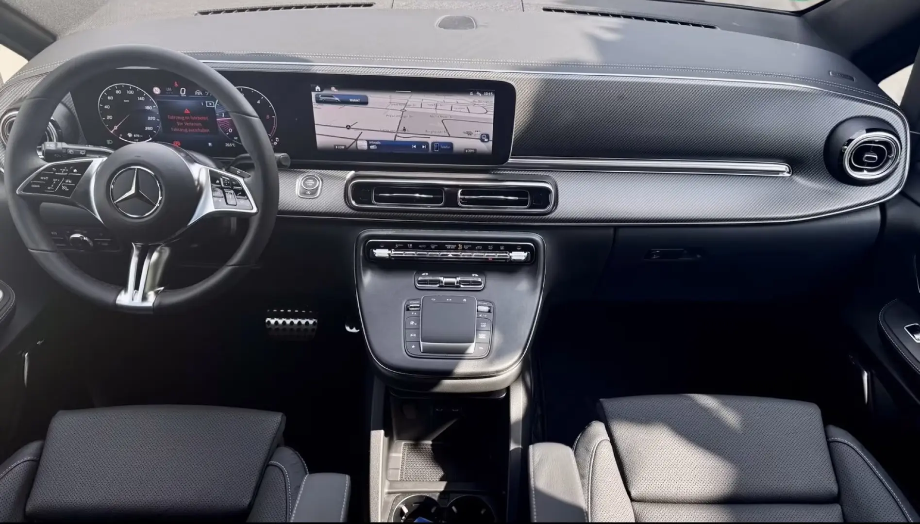 Mercedes-Benz V 300d AMG/ 8 Locuri/ Dispo din 12 Oct