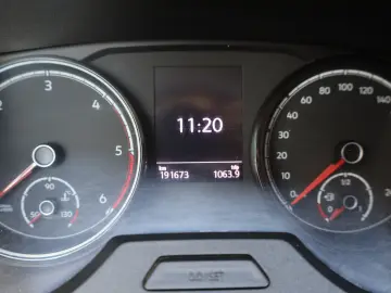 Volkswagen Transporter L1H1 2.0 110 CP