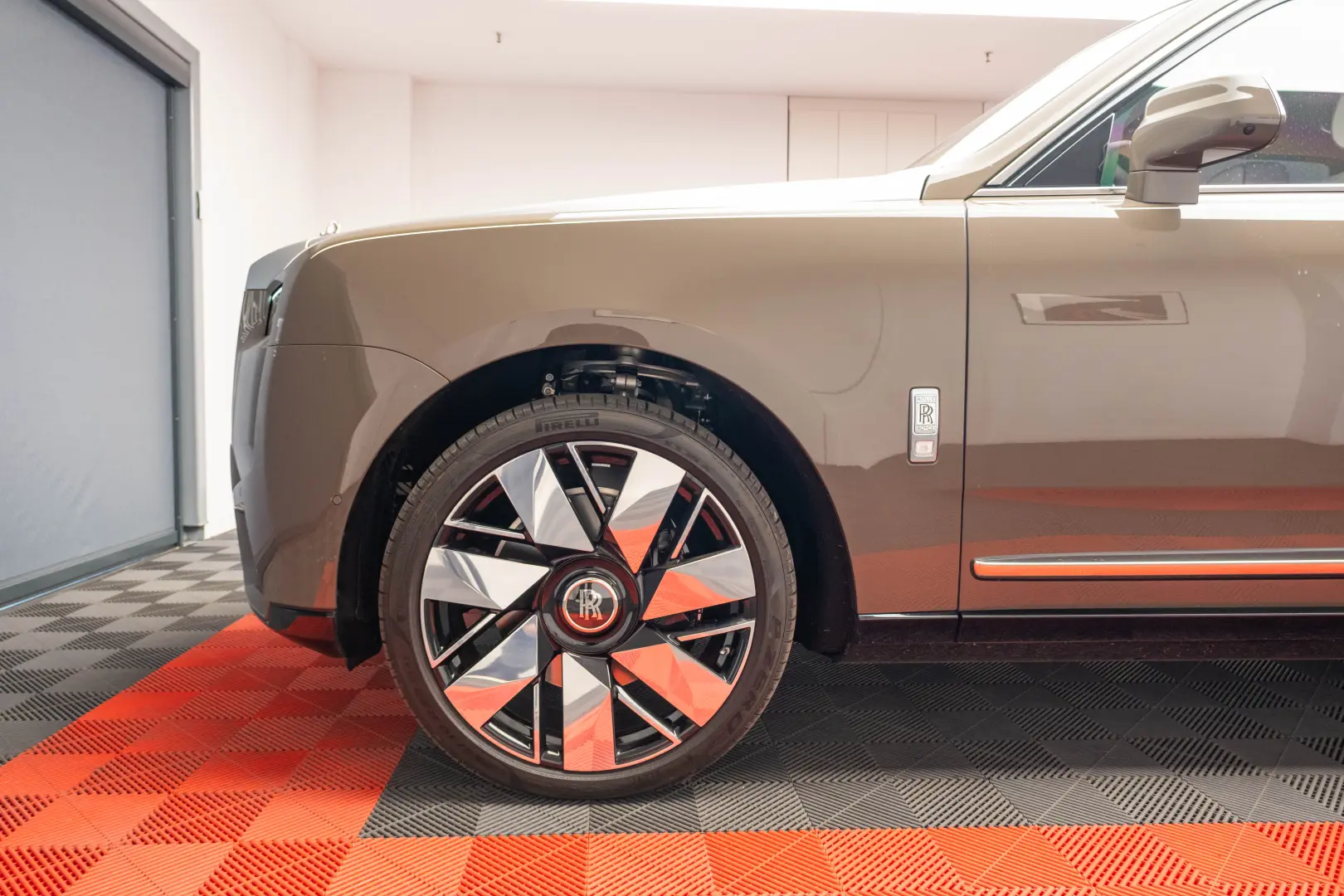 Rolls Royce Cullinan Facelift 2025