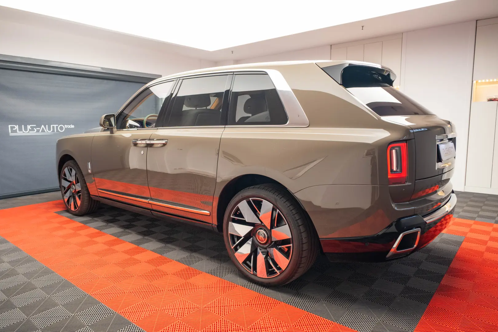 Rolls Royce Cullinan Facelift 2025