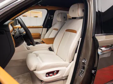 Rolls Royce Cullinan Facelift 2025