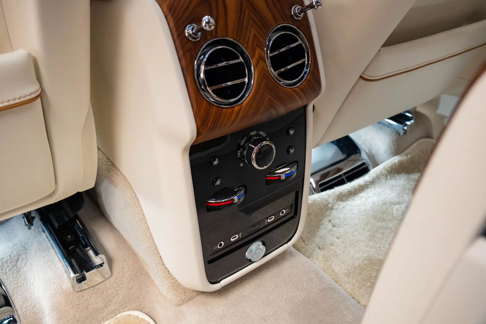 Rolls Royce Cullinan Facelift 2025