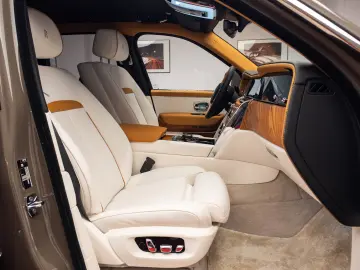 Rolls Royce Cullinan Facelift 2025