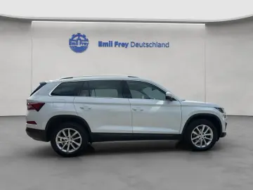 Kodiaq 2.0 TDI 4x4 DSG Style NAVI RFK SHZ ACC AH