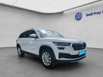 Kodiaq 2.0 TDI 4x4 DSG Style NAVI RFK SHZ ACC AH