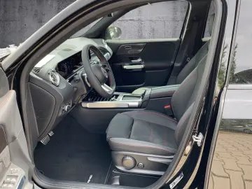 GLB 250 4M AMG+NIGHT+360°+DISTRO+PANO+AHK+SOUND
