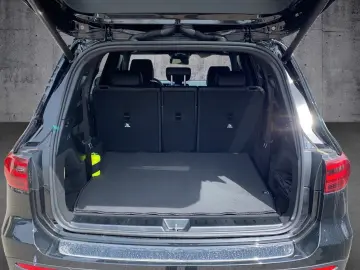 GLB 250 4M AMG+NIGHT+360°+DISTRO+PANO+AHK+SOUND