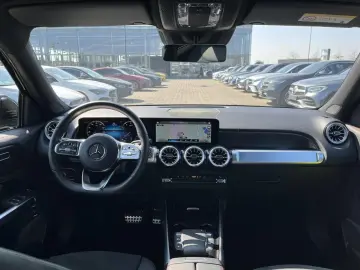 GLB 250 AMG+MULTIBEAM+KAMERA+TOTWINKELASSISTENT