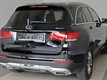 GLC 200 4M,Leder,Navi,LED,Kamera,AHK elek.,SR+WR