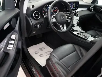 GLC 200 4M,Leder,Navi,LED,Kamera,AHK elek.,SR+WR