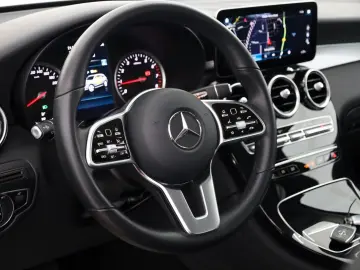 GLC 200 4M,Leder,Navi,LED,Kamera,AHK elek.,SR+WR