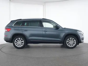 Kodiaq Style AHK|Kamera|LED|ACC|Kessy|Canton|SHZ