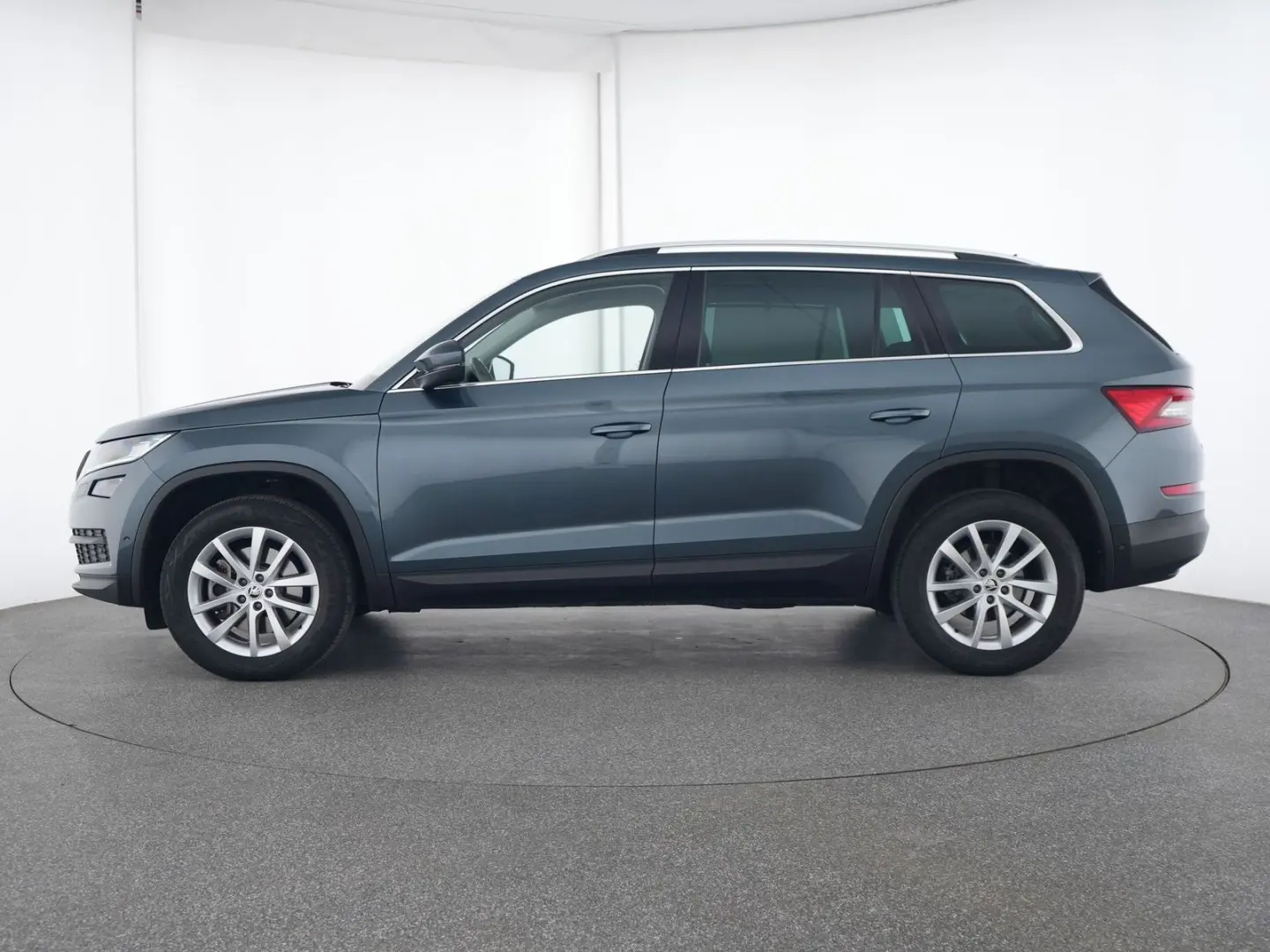 Kodiaq Style AHK|Kamera|LED|ACC|Kessy|Canton|SHZ