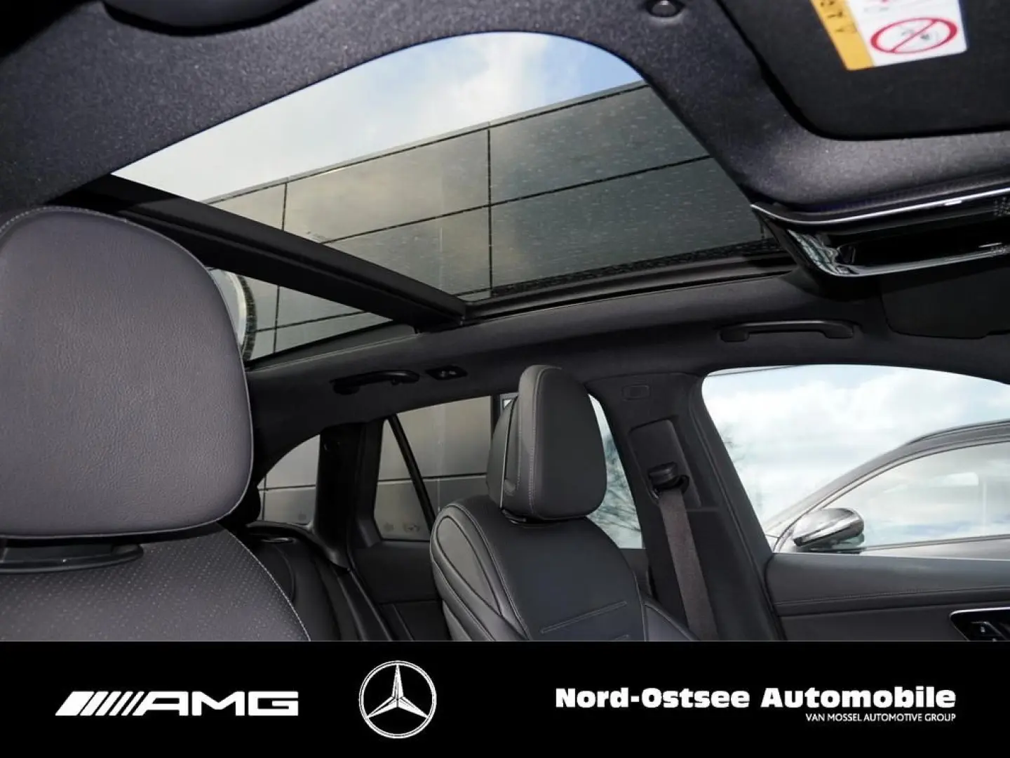GLC 200 4M AMG PANO MEMORY KAMERA AHK LED AMBIE