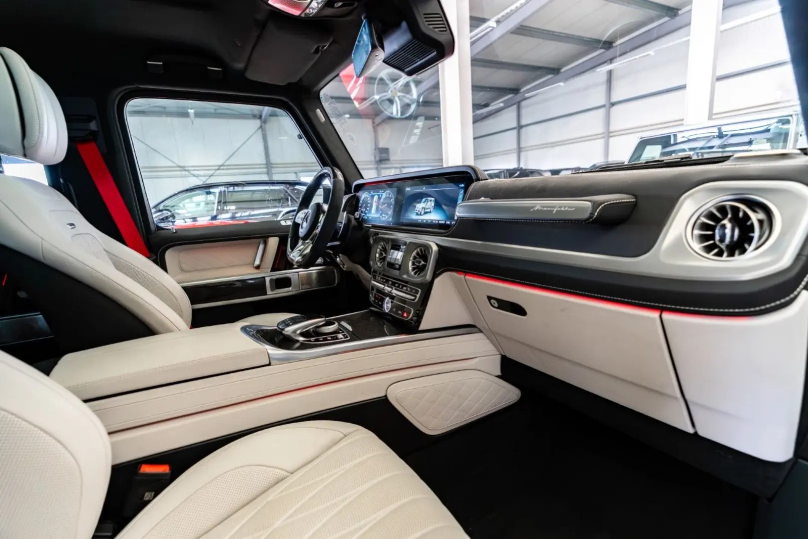 G 63 AMG / Night / NP:236800 / Superior