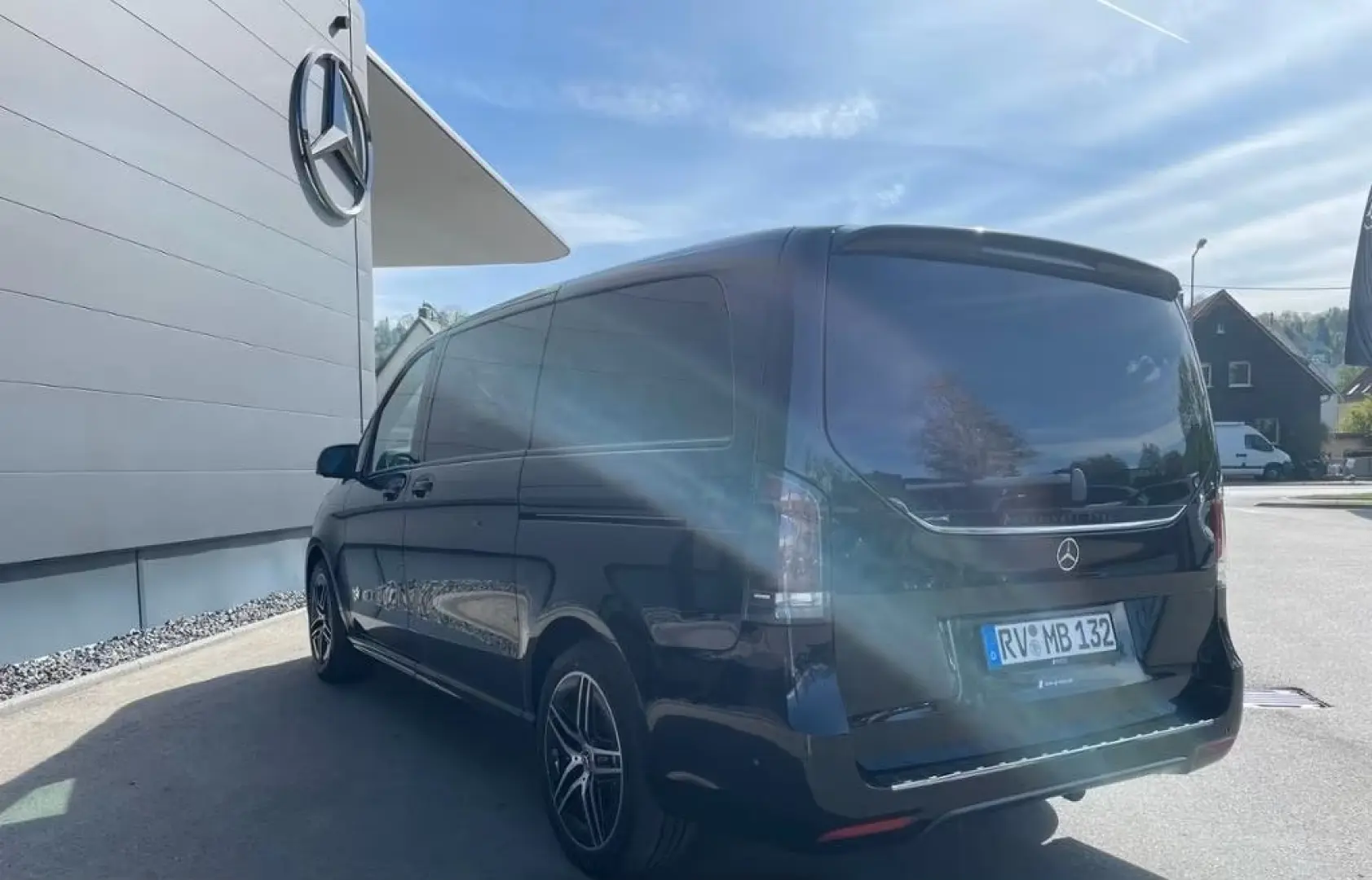 Mercedes-Benz V 300 d AVANTGARDE 4Matic/8 Locuri