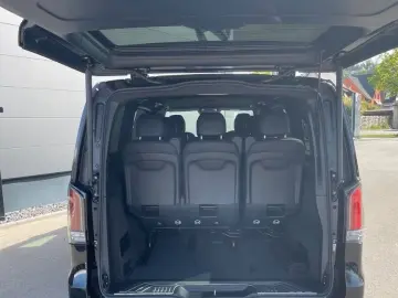 Mercedes-Benz V 300 d AVANTGARDE 4Matic/8 Locuri