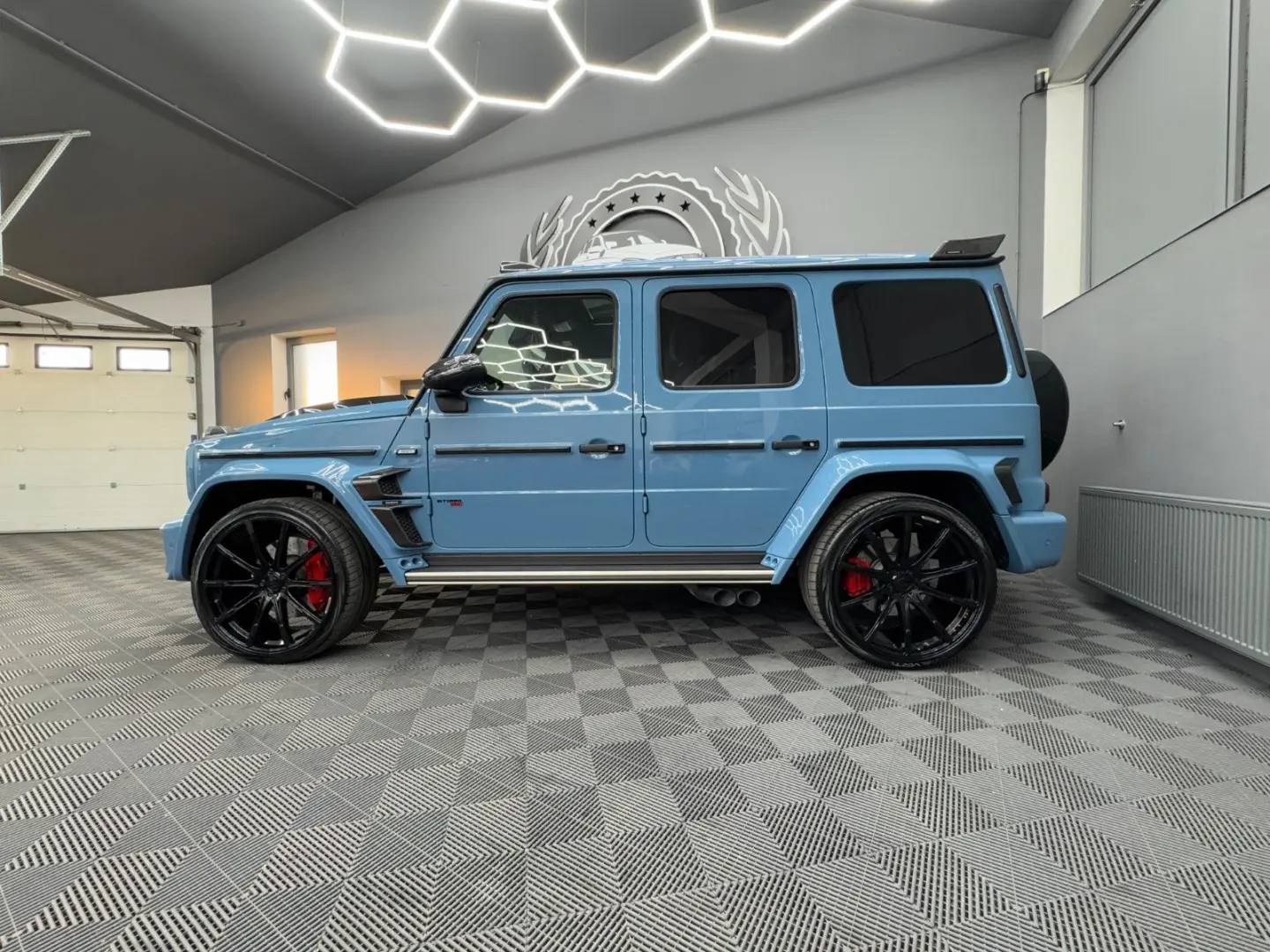 G63 AMG BRABUS 700