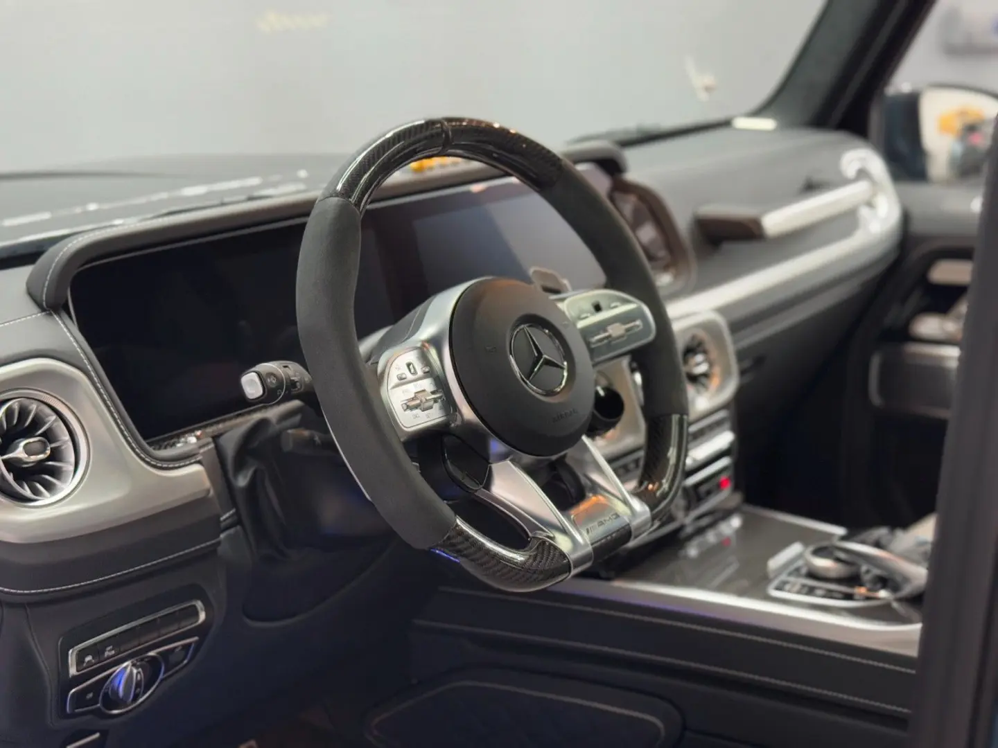 G63 AMG BRABUS 700