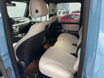 G63 AMG BRABUS 700