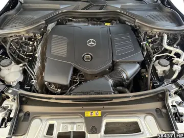 GLC 200 4M AMG Line Premium Plus  Night Panorama