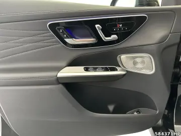 GLC 200 4M AMG Line Premium Plus  Night Panorama