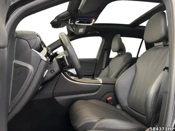 GLC 200 4M AMG Line Premium Plus  Night Panorama