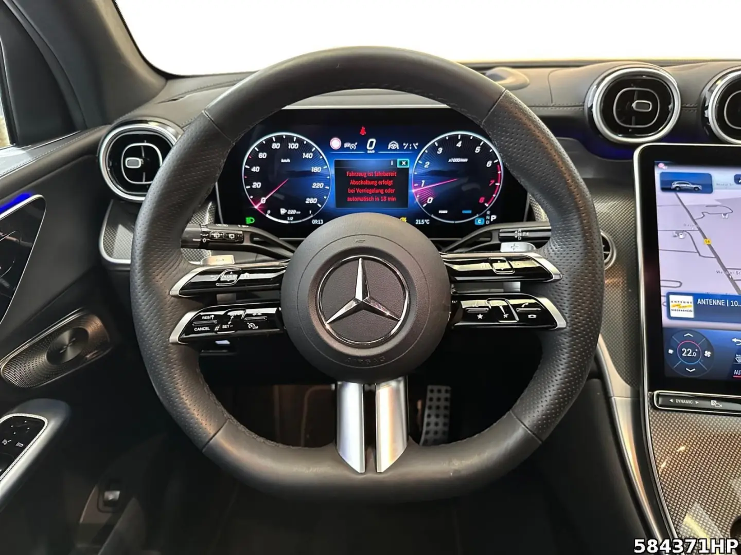 GLC 200 4M AMG Line Premium Plus  Night Panorama