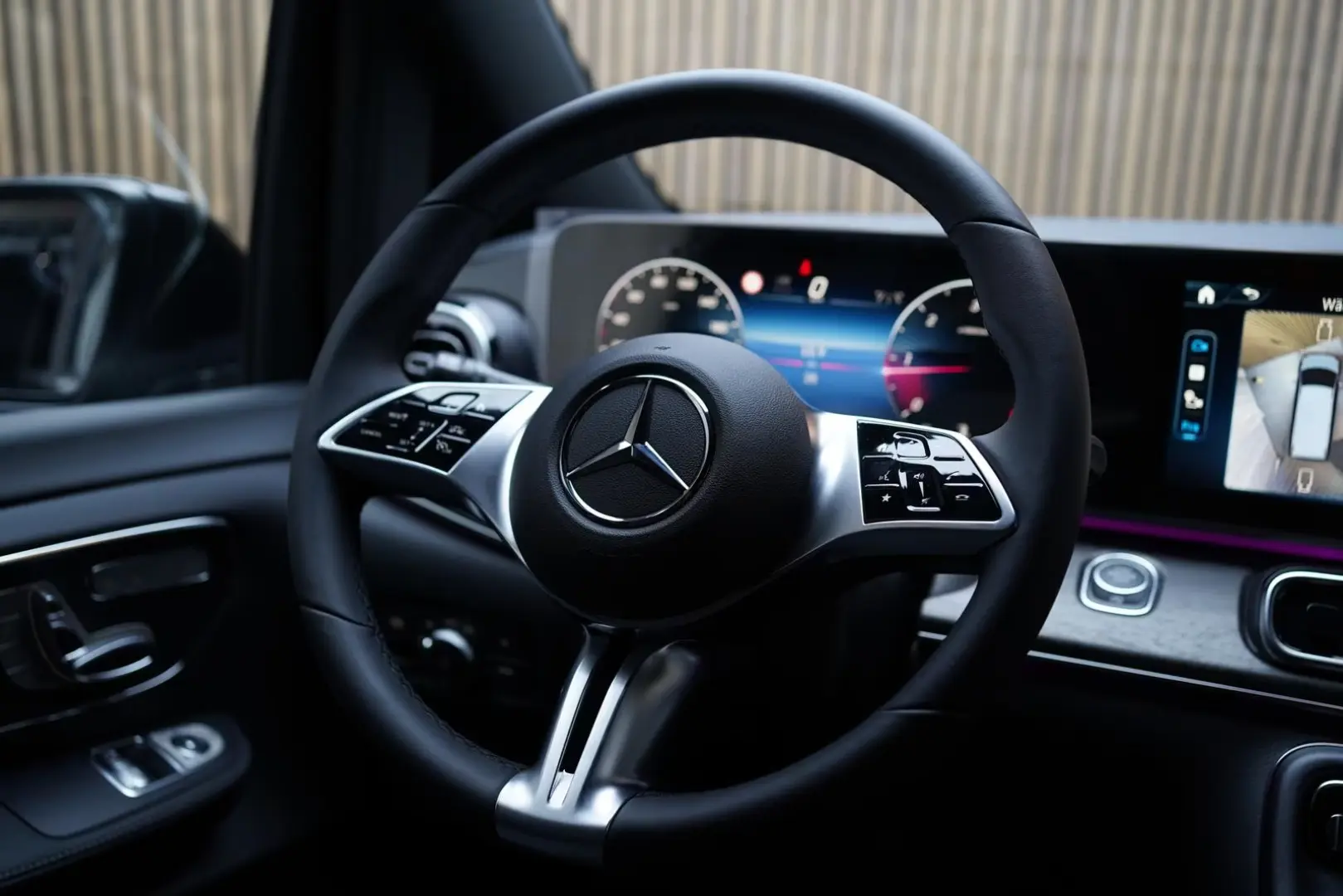 Mercedes-Benz V 300d Extra Lang 4M AMG 8 Locuri
