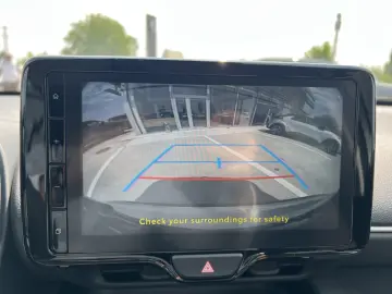 Toyota Hybrid 2025 | CVT | LED | Android Auto | 116 CP