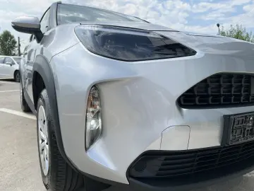Toyota Hybrid 2025 | CVT | LED | Android Auto | 116 CP