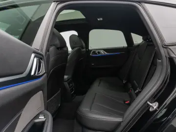 M440i xD GC Glasdach Kamera Laser HUD H/K 19Zoll