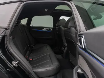 M440i xD GC Glasdach Kamera Laser HUD H/K 19Zoll