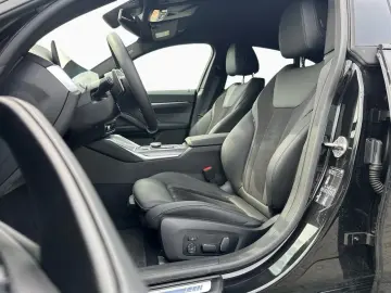 M440i Gran CoupÃ Sportpaket Bluetooth Navi PDC