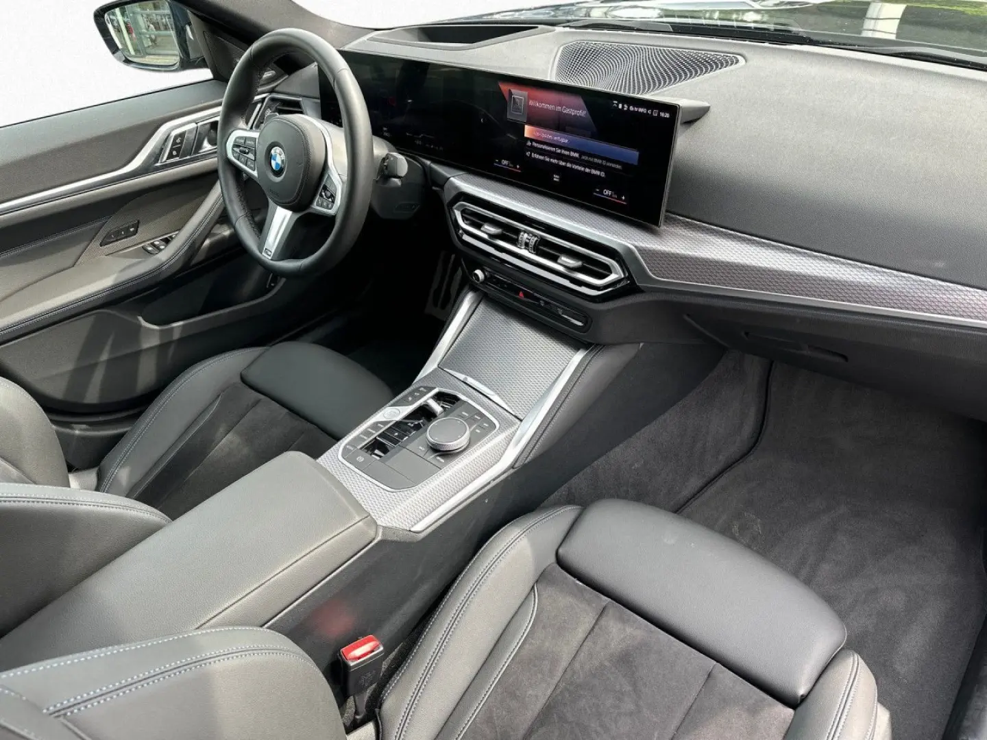 M440i Gran CoupÃ Sportpaket Bluetooth Navi PDC