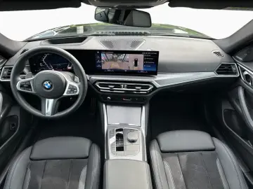 M440i Gran CoupÃ Sportpaket Bluetooth Navi PDC