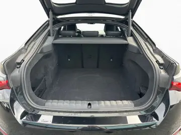 M440i Gran CoupÃ Sportpaket Bluetooth Navi PDC