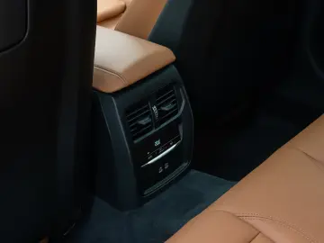 M440i  xD GC Glasdach Laser 360°HUD DAB HiFi 19