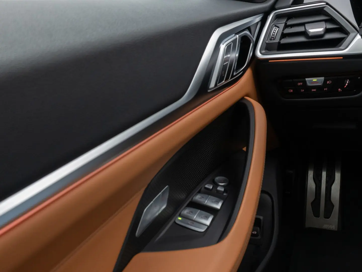 M440i  xD GC Glasdach Laser 360°HUD DAB HiFi 19